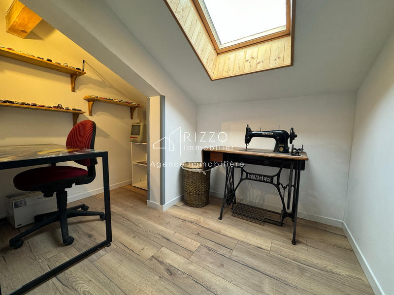 Maison - 163 m² - 5 pièces