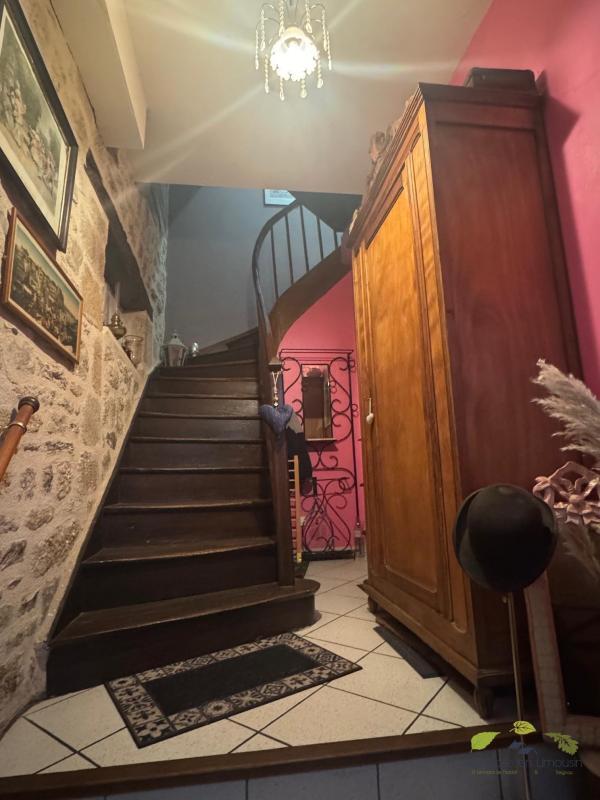 Immeuble - 135 m² - 5 pièces