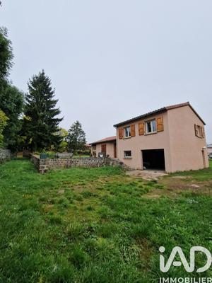 Maison - 87 m² - 5 pièces