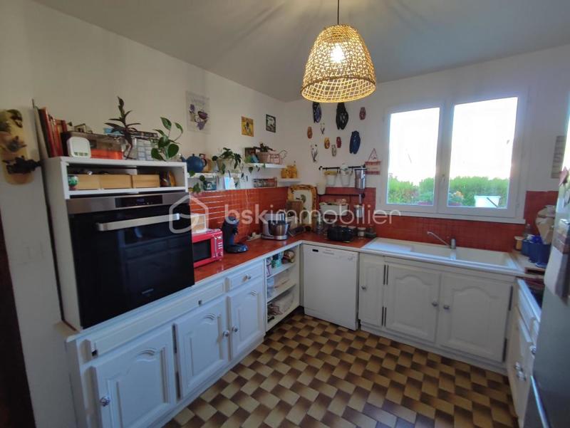 Pavillon - 184 m² - 9 pièces