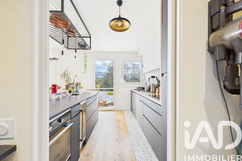 Appartement - 95 m² - 4 pièces