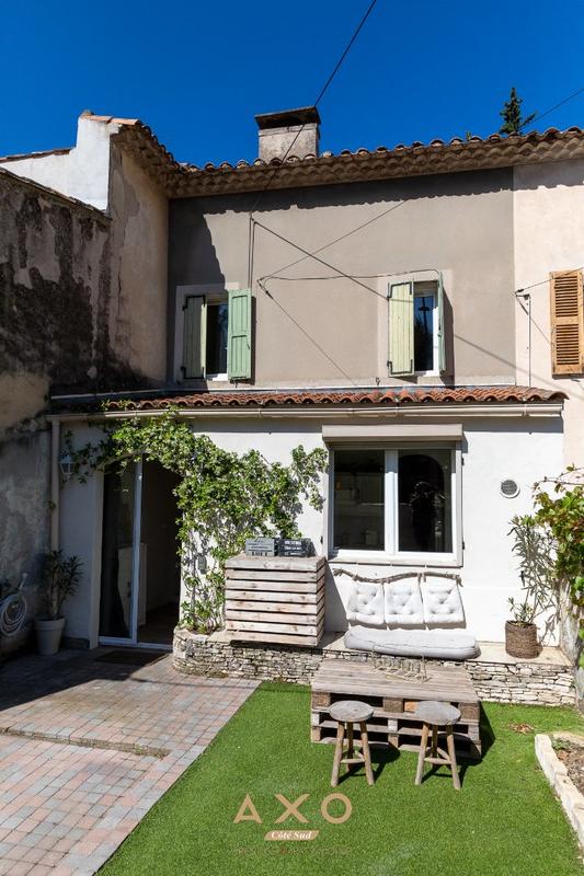 Maison - 95 m² - 3 pièces