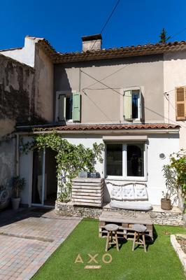 Maison - 95 m² - 3 pièces