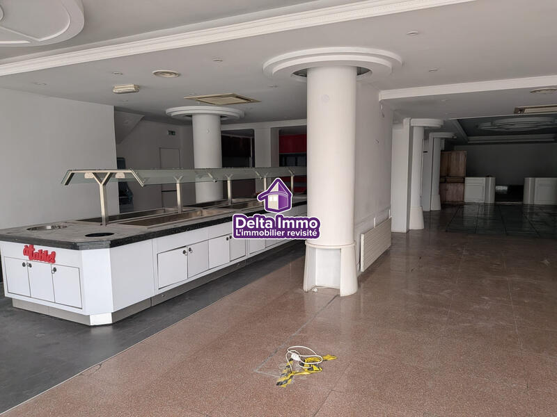 Local commercial - 380 m²