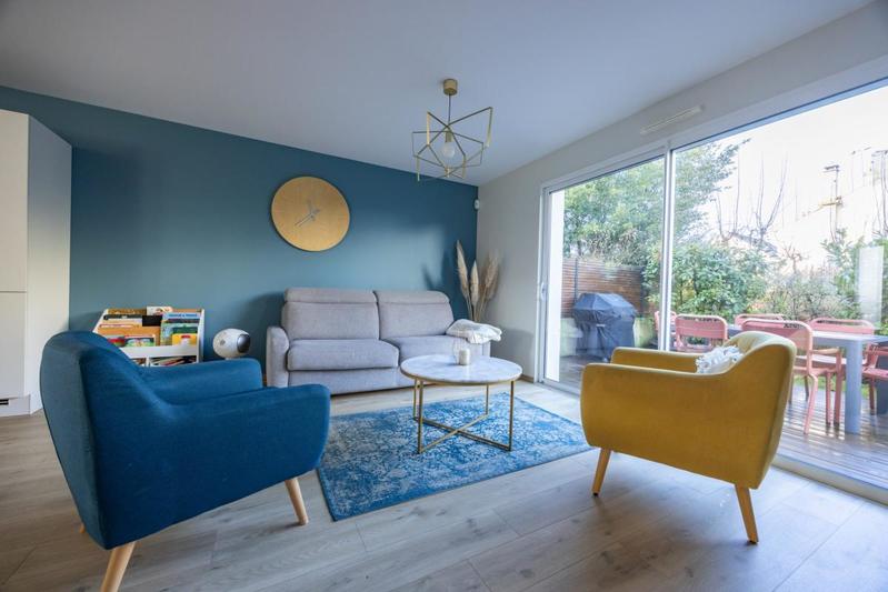 Maison - 95 m² - 5 pièces