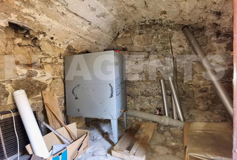 Maison de village - 171 m² - 6 pièces