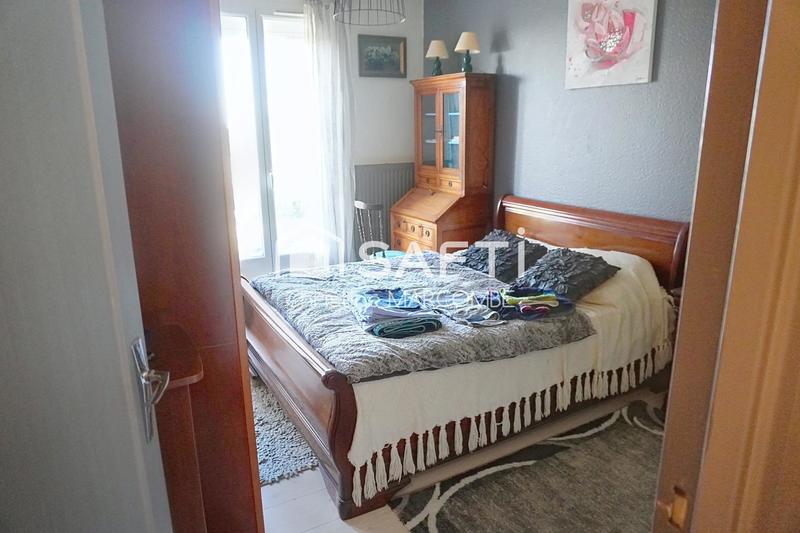 Maison - 229 m² - 10 pièces