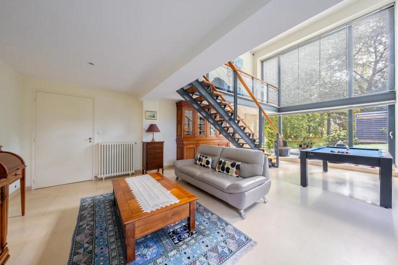 Château - 600 m² - 12 pièces