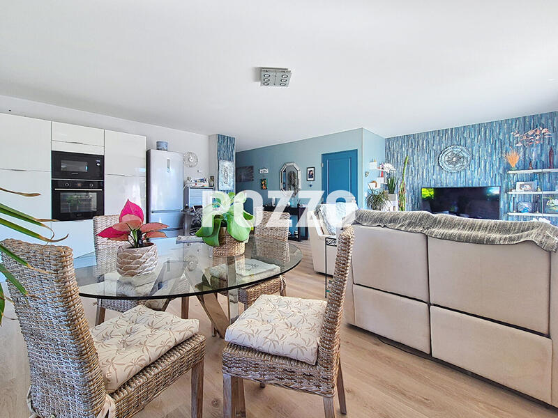 Appartement - 93 m² - 3 pièces