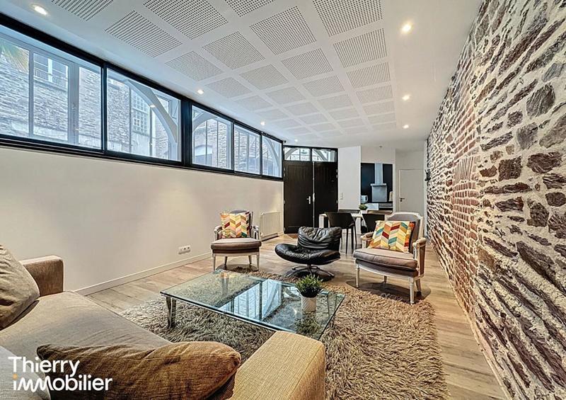 Immeuble - 103 m² - 4 pièces