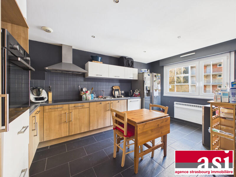 Appartement - 98 m² - 4 pièces