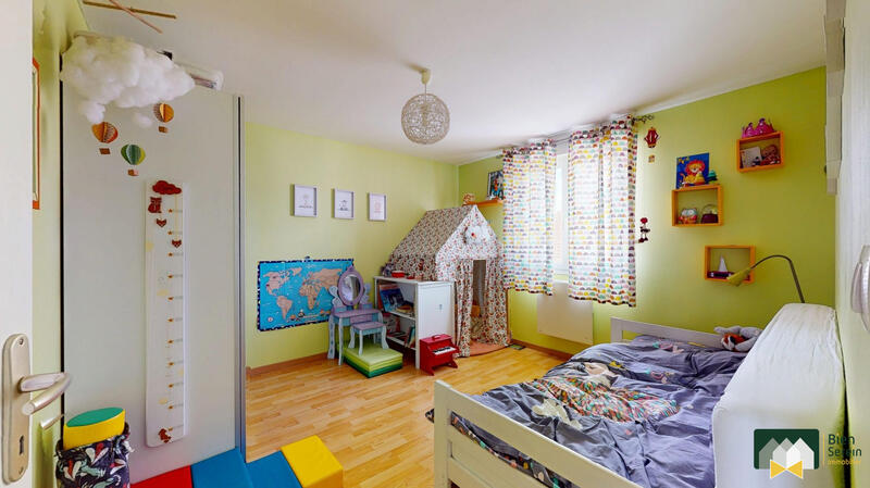 Maison - 114 m² - 5 pièces