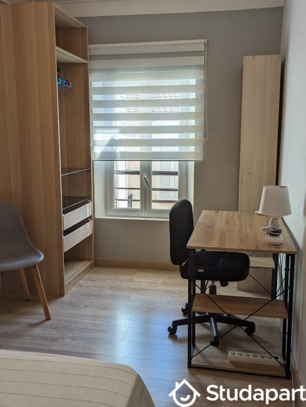 Chambre - 11 m² - 1 pièce