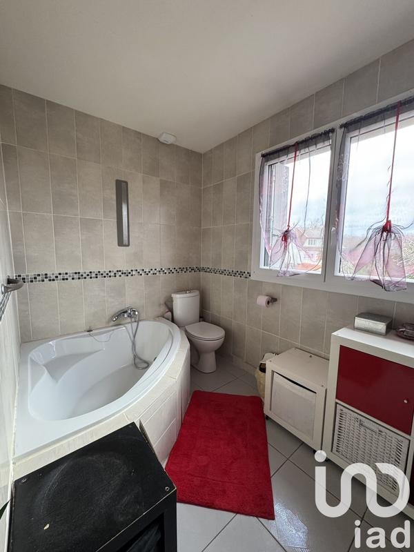 Maison - 140 m² - 6 pièces