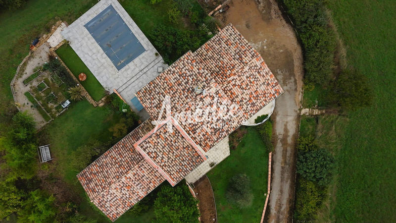 Villa - 166 m² - 5 pièces