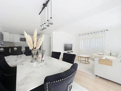 Maison contemporaine - 116 m² - 5 pièces