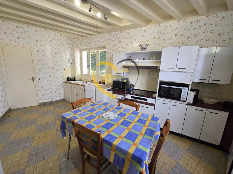 Maison - 170 m² - 6 pièces