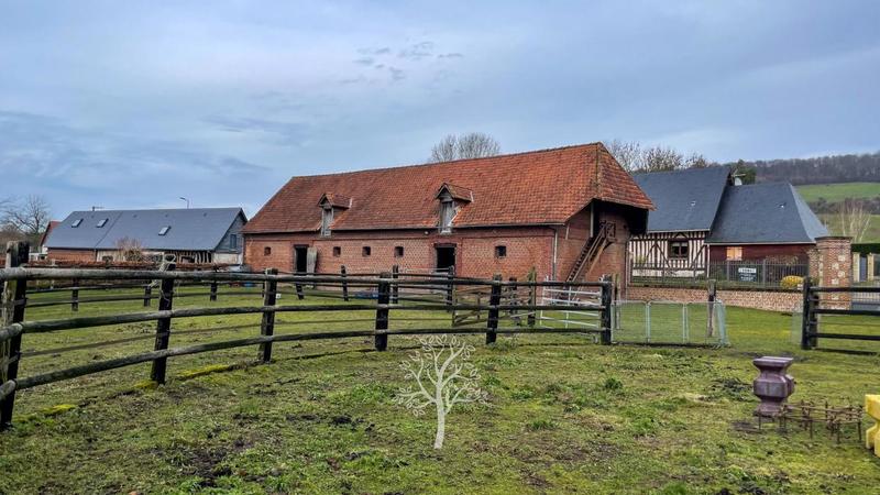 Propriété - 180 m² - 6 pièces