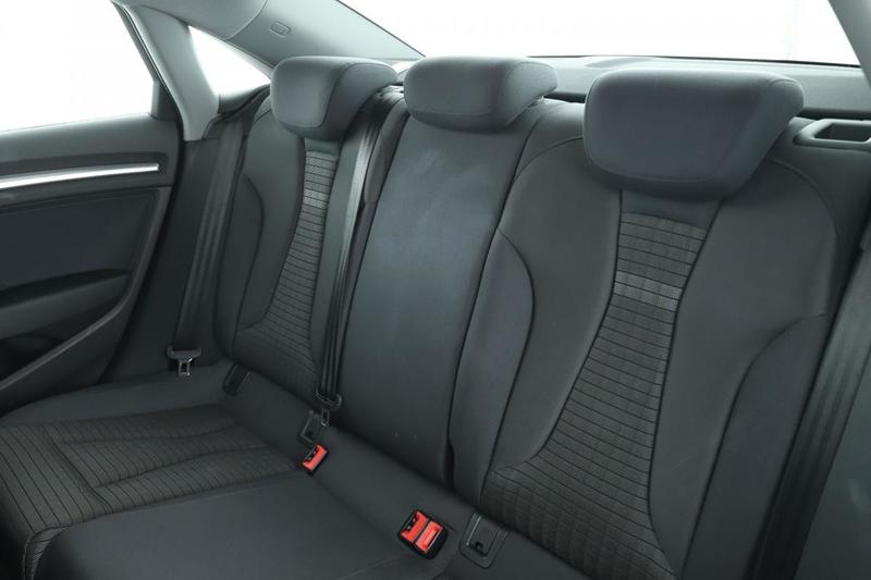 Audi A3 Berline 35 Tfsi Cod Sport s tronic 7 150 ch