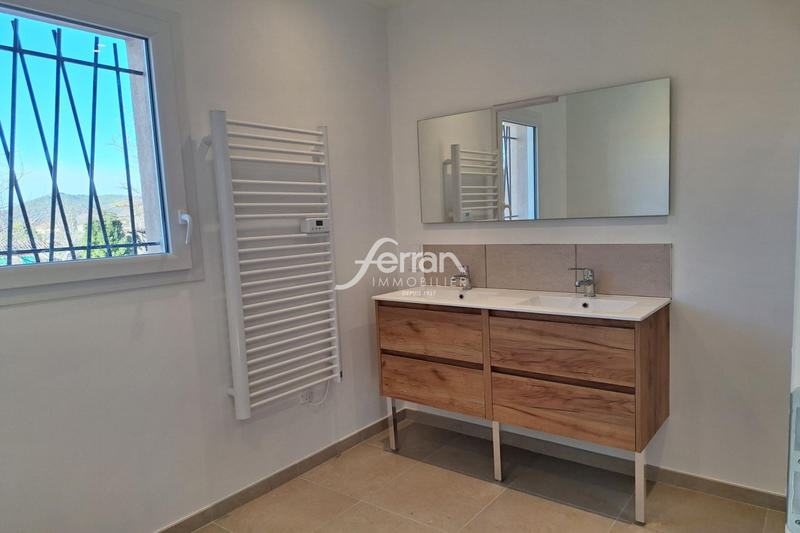 Maison - 121 m² - 4 pièces