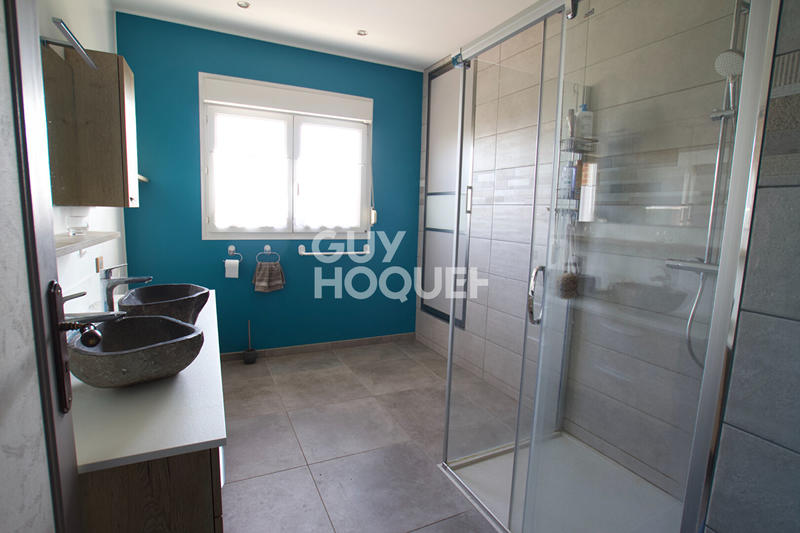 Maison - 175 m² - 7 pièces