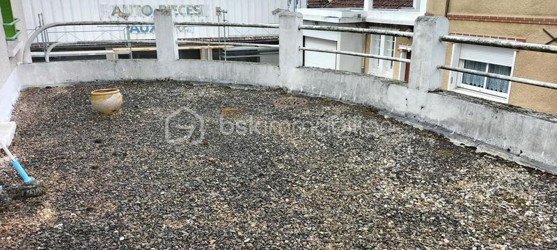 Maison ancienne - 210 m² - 5 pièces