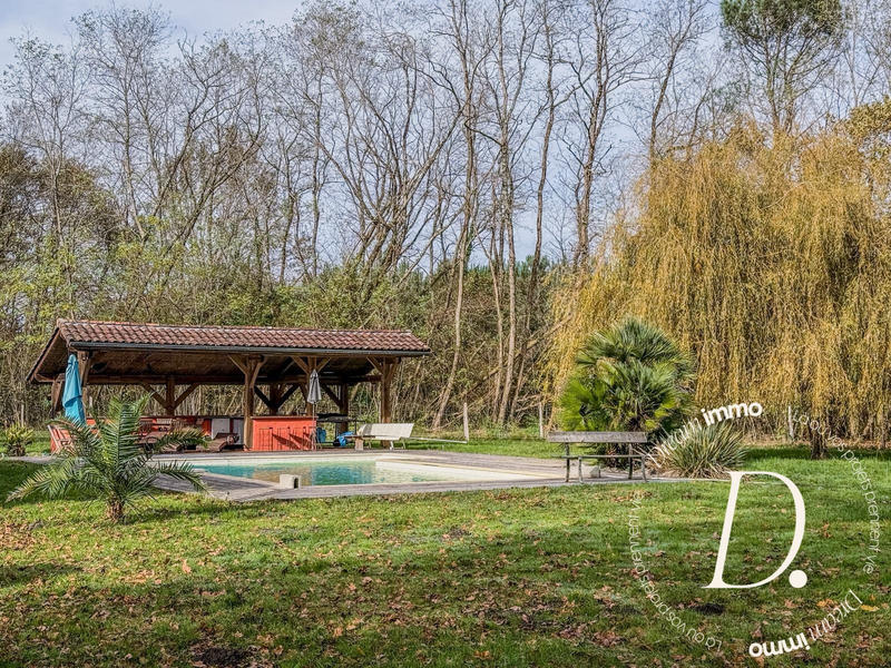 Maison ancienne - 238 m² - 5 pièces