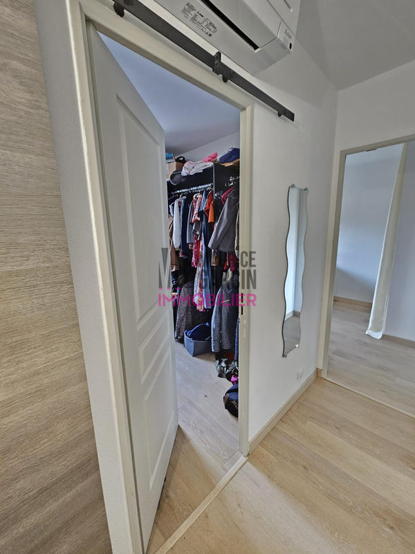 Villa - 96 m² - 5 pièces