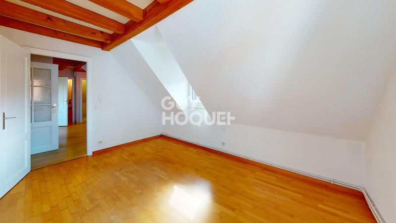 Maison - 193 m² - 3 pièces