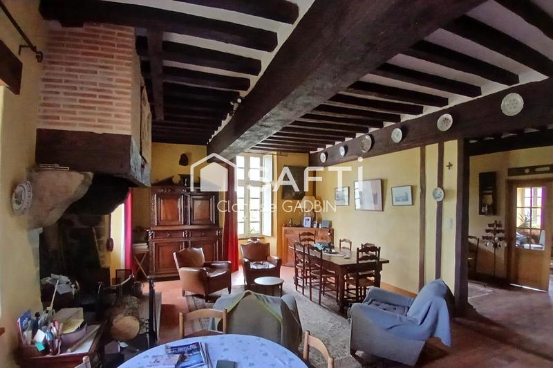 Propriété - 585 m² - 18 pièces