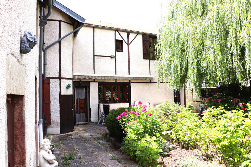 Maison - 190 m² - 6 pièces