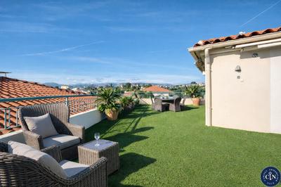 Appartement - 89 m² - 3 pièces