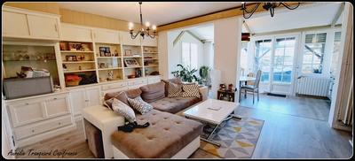 Maison - 150 m² - 8 pièces