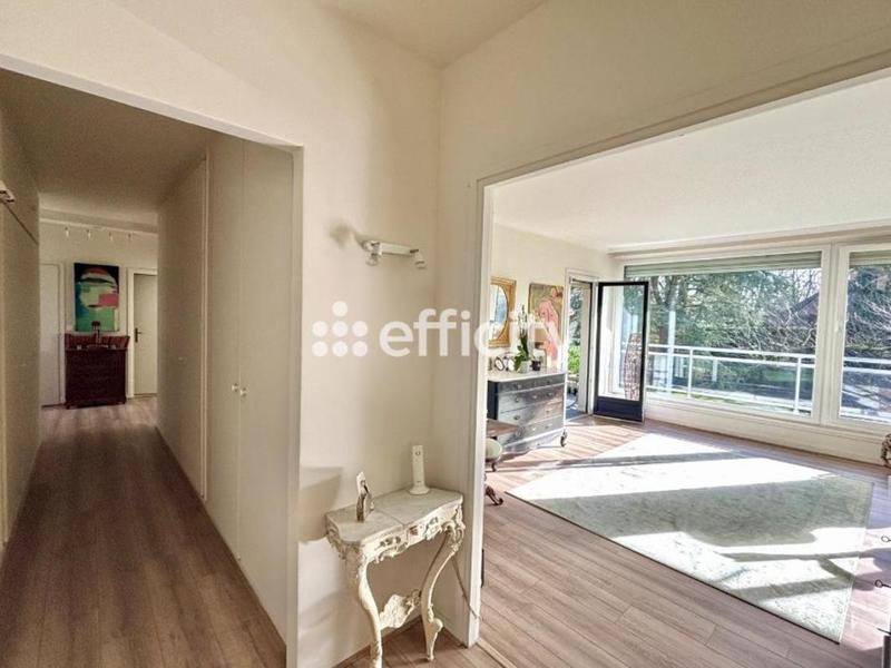 Appartement - 122 m² - 5 pièces