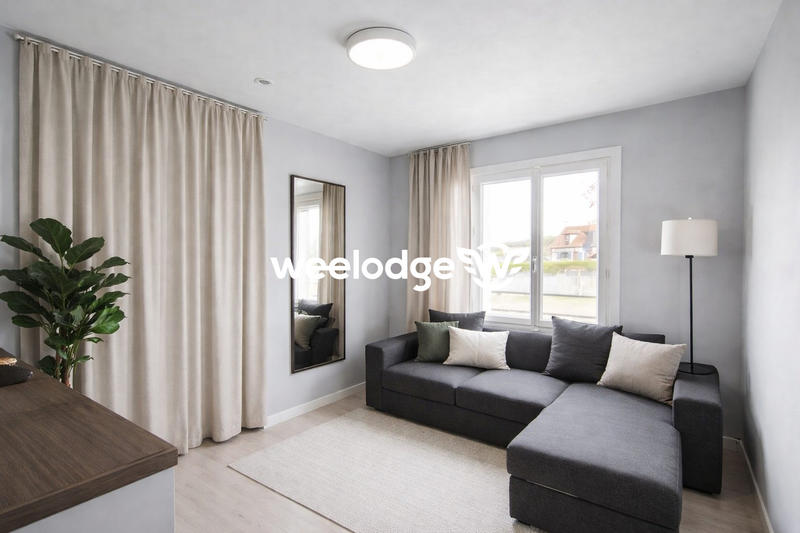 Maison - 104 m² - 6 pièces