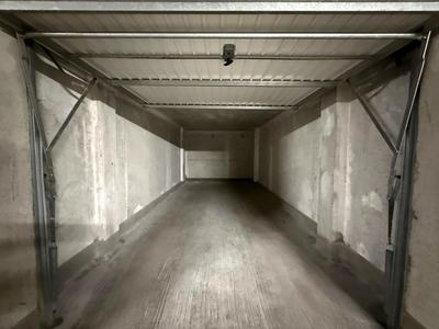 Parking / Garage - 17 m²