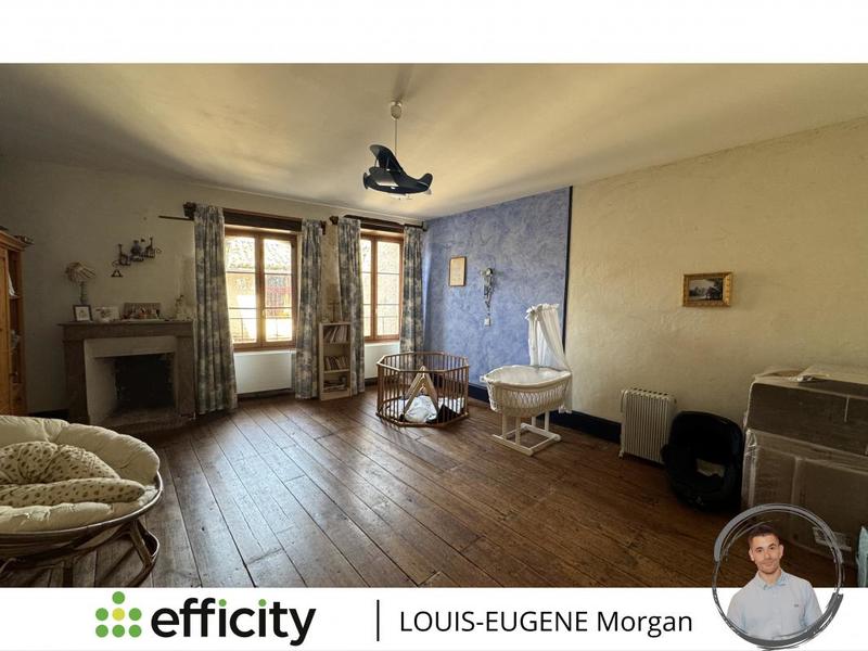 Maison - 233 m² - 8 pièces