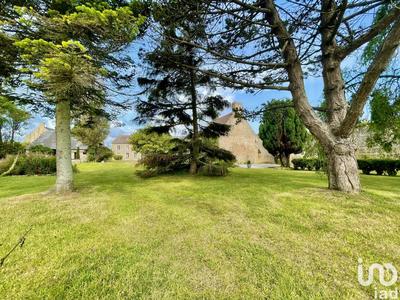 Maison - 496 m² - 14 pièces