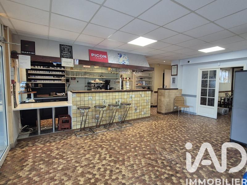 Maison - 280 m² - 9 pièces