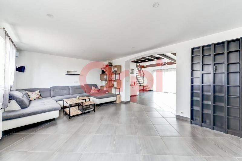 Maison - 182 m² - 5 pièces