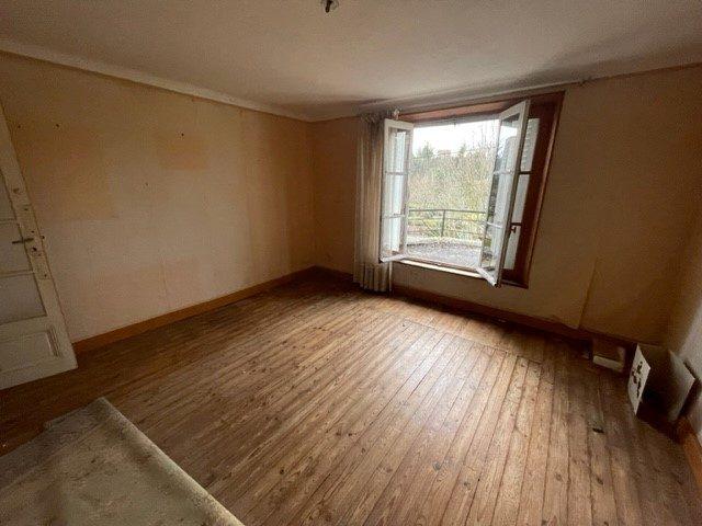 Maison - 140 m² - 7 pièces