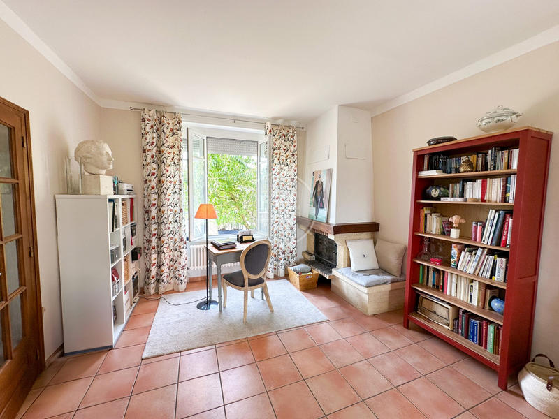 Maison - 121 m² - 6 pièces