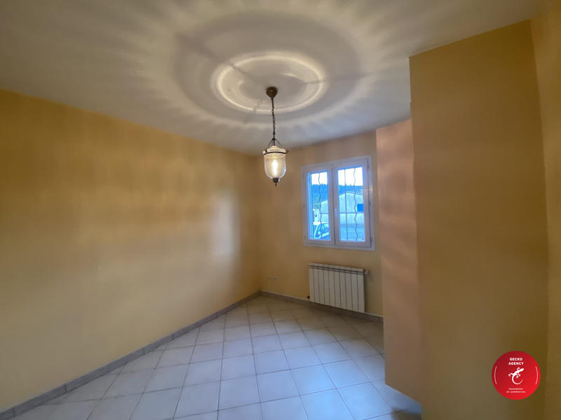 Villa - 105 m² - 5 pièces