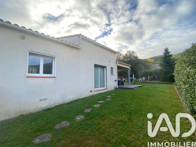 Maison - 170 m² - 6 pièces