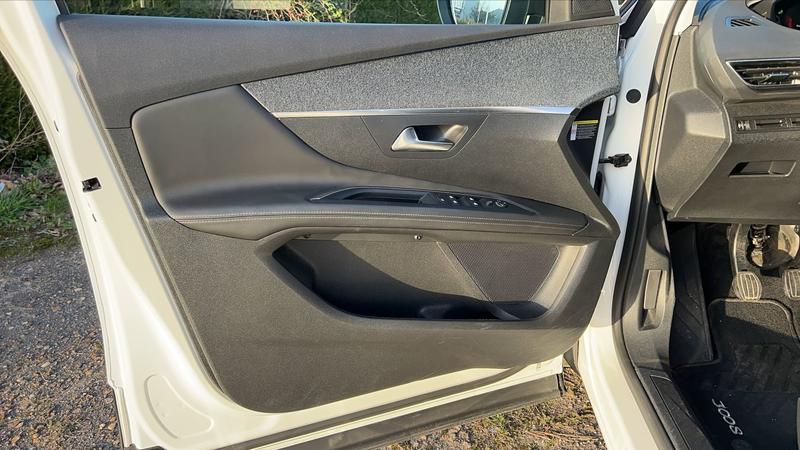 Peugeot 3008 1.5 BlueHDi 130 Allure