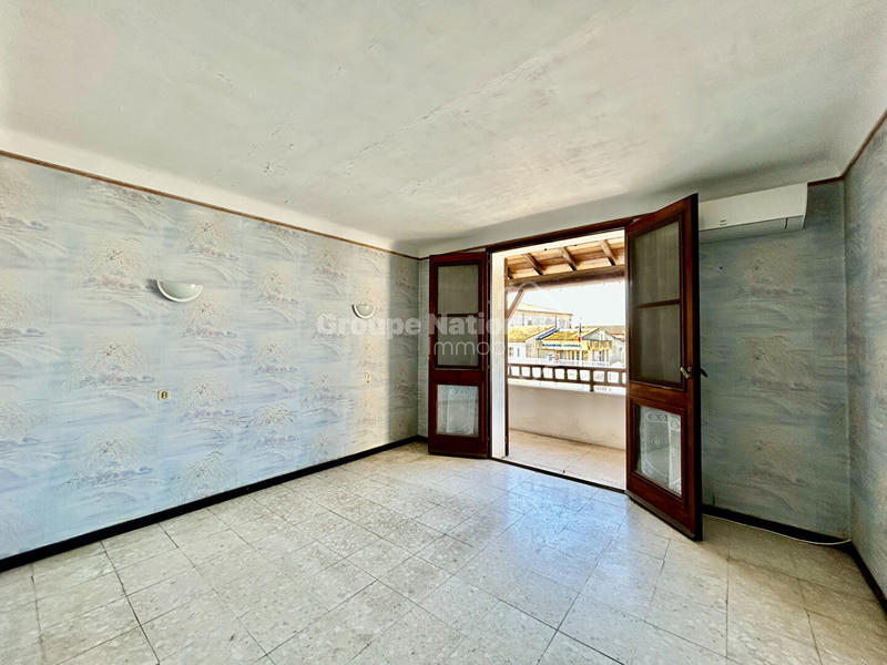 Maison - 97 m² - 5 pièces