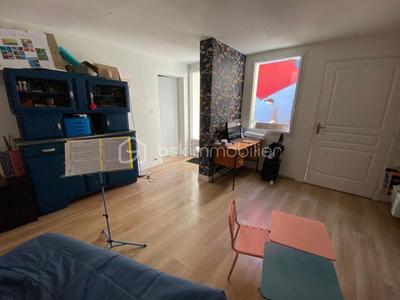 Maison - 195 m² - 7 pièces