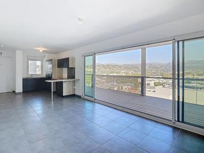 Appartement - 73 m² - 4 pièces