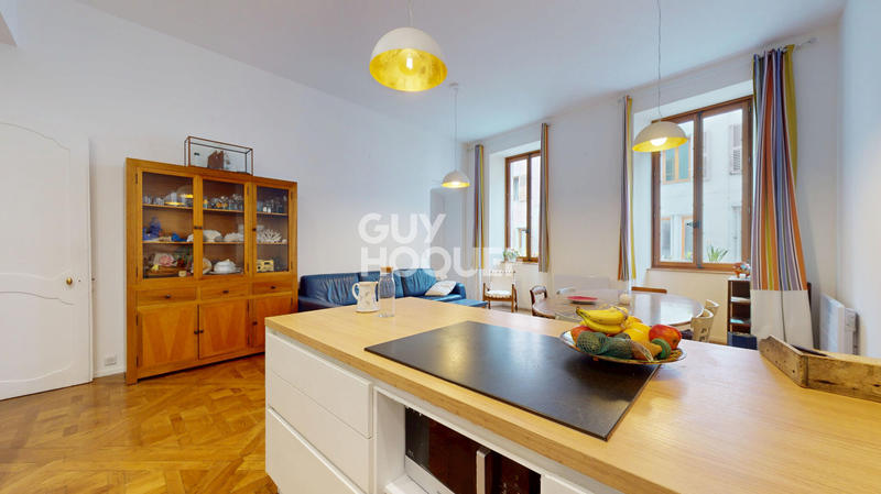 Appartement - 140 m² - 4 pièces