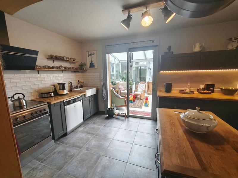 Maison de bourg - 155 m² - 7 pièces